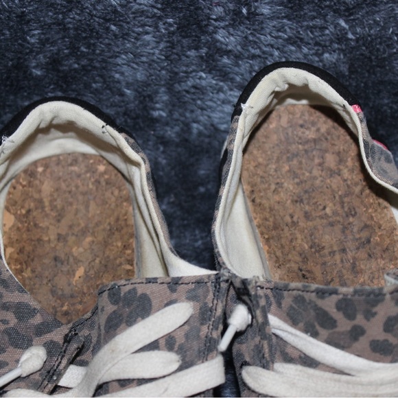 Wendy Jungle Brown Hey Dudes - Picture 2 of 7